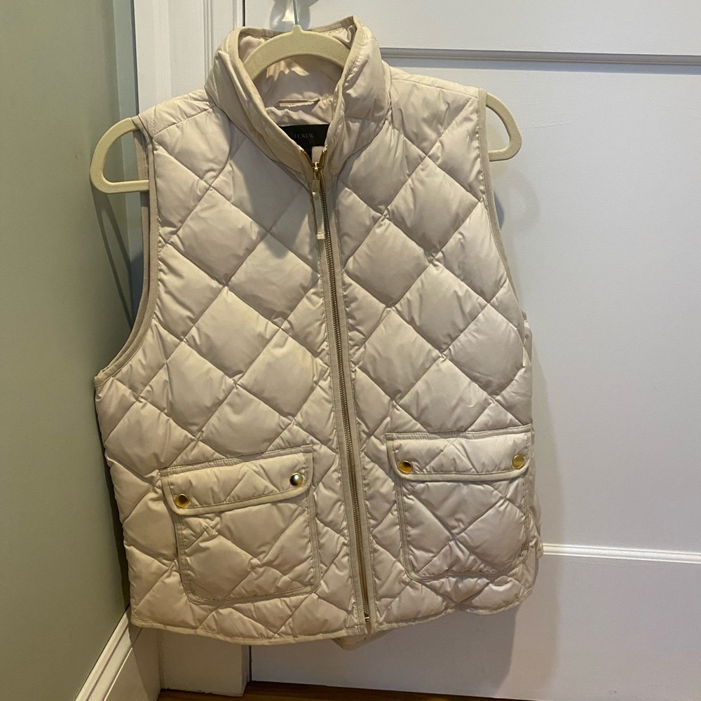 J. Crew Excursion Vest in muslin.